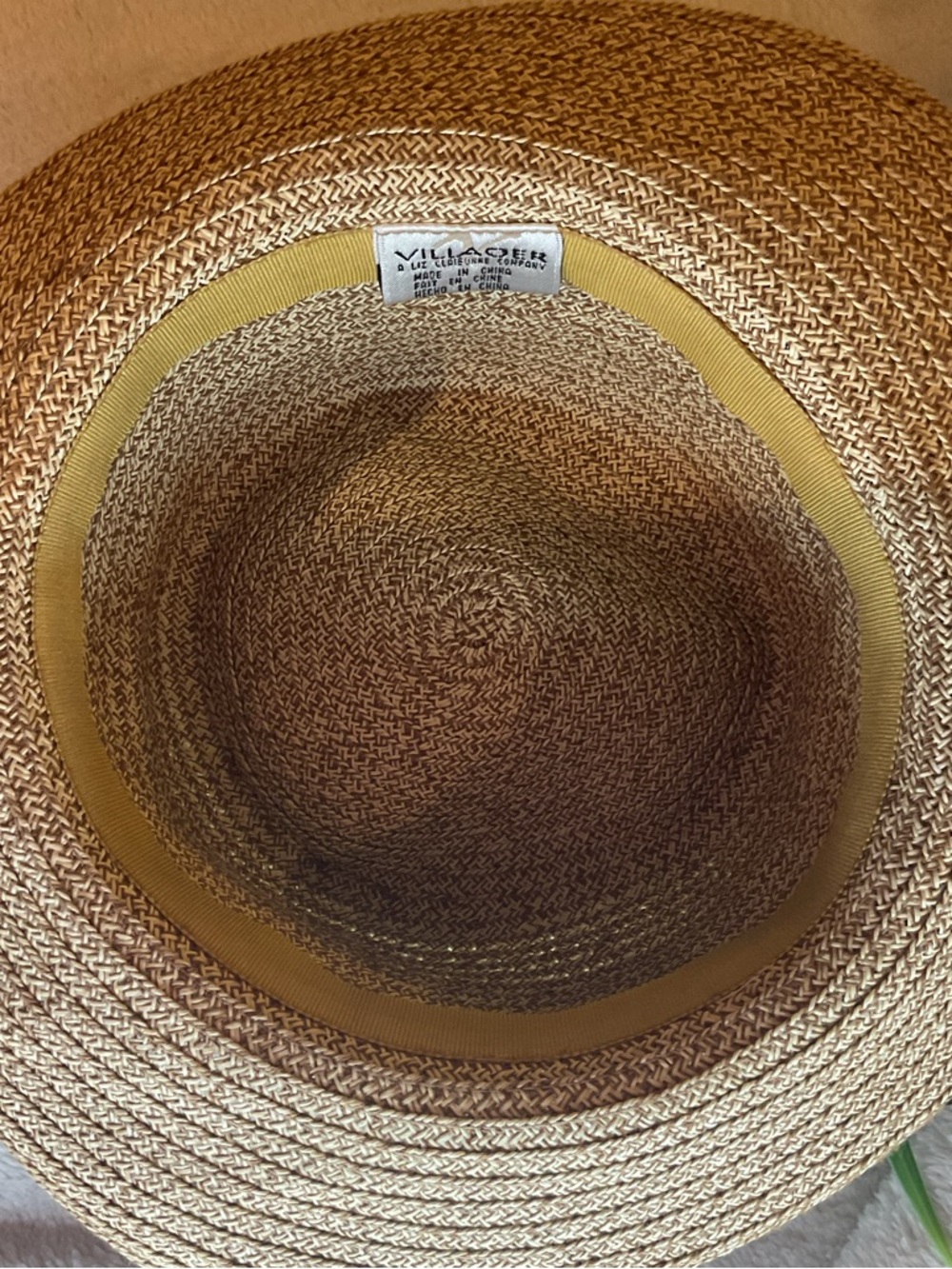 Vintage Villager Liz Claiborne Sun Hat Straw Green Leaf Gold Chain Detail - Picture 6 of 7